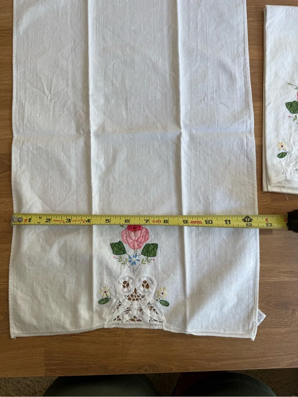 Vintage Hand Embroidered 100% Cotton Tea Towels Set of 2 Battenberg Lace Rose